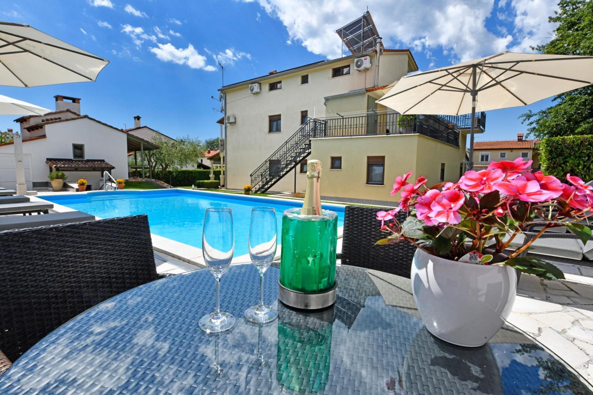 Apartments Pilic Rosini Luaran gambar